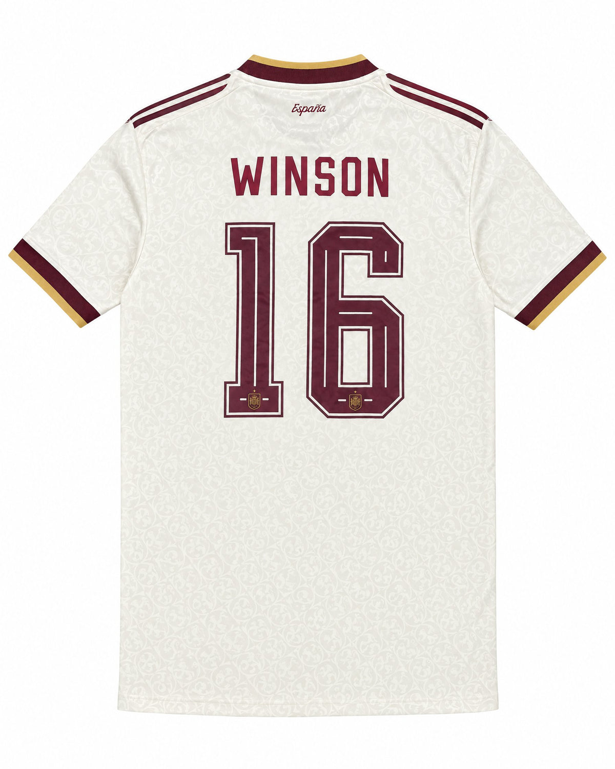 Espalda de la camiseta blanco roto España away con el nombre Winson y el número 16 en granate